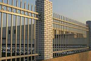 2.锌钢围栏
